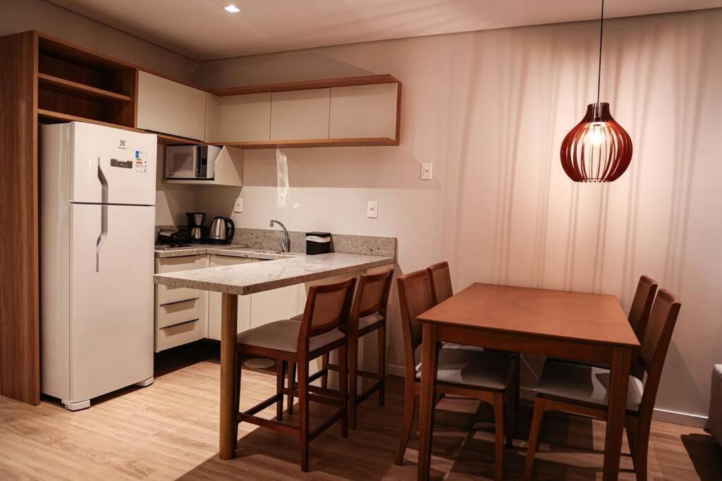 Nova 101 - Serra Class Apartment