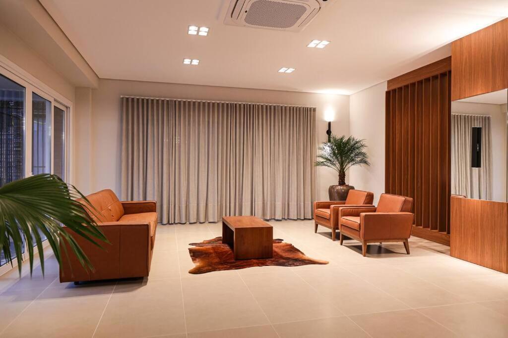 Nova 101 - Serra Class Apartment *